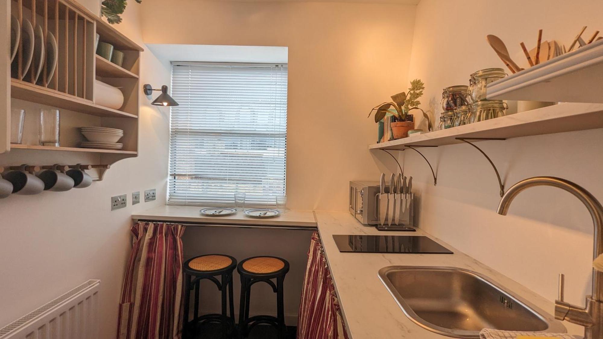 Charming & Quaint Old Compton Apartamento - Quiet Guests Only Allowed, No Parties Allowed, Over 25 Years Old Or Families 伦敦 外观 照片