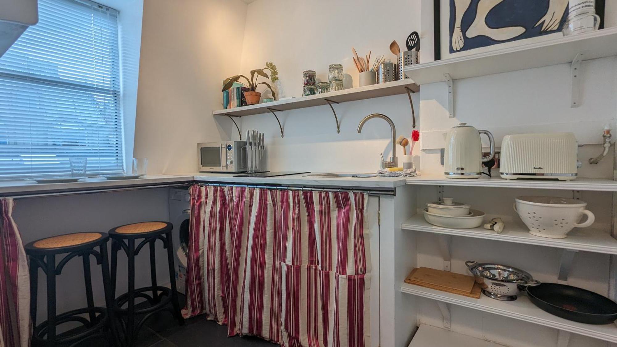 Charming & Quaint Old Compton Apartamento - Quiet Guests Only Allowed, No Parties Allowed, Over 25 Years Old Or Families 伦敦 外观 照片