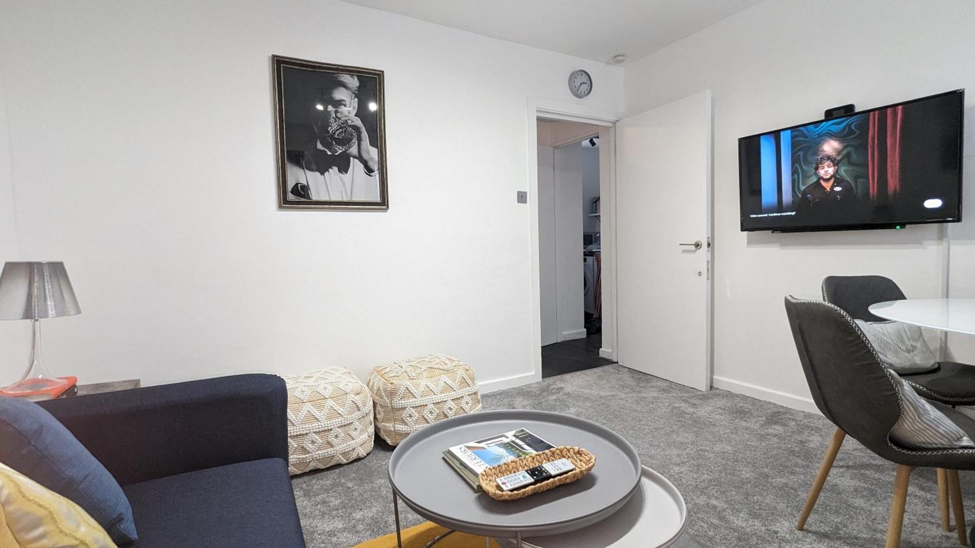 Charming & Quaint Old Compton Apartamento - Quiet Guests Only Allowed, No Parties Allowed, Over 25 Years Old Or Families 伦敦 外观 照片