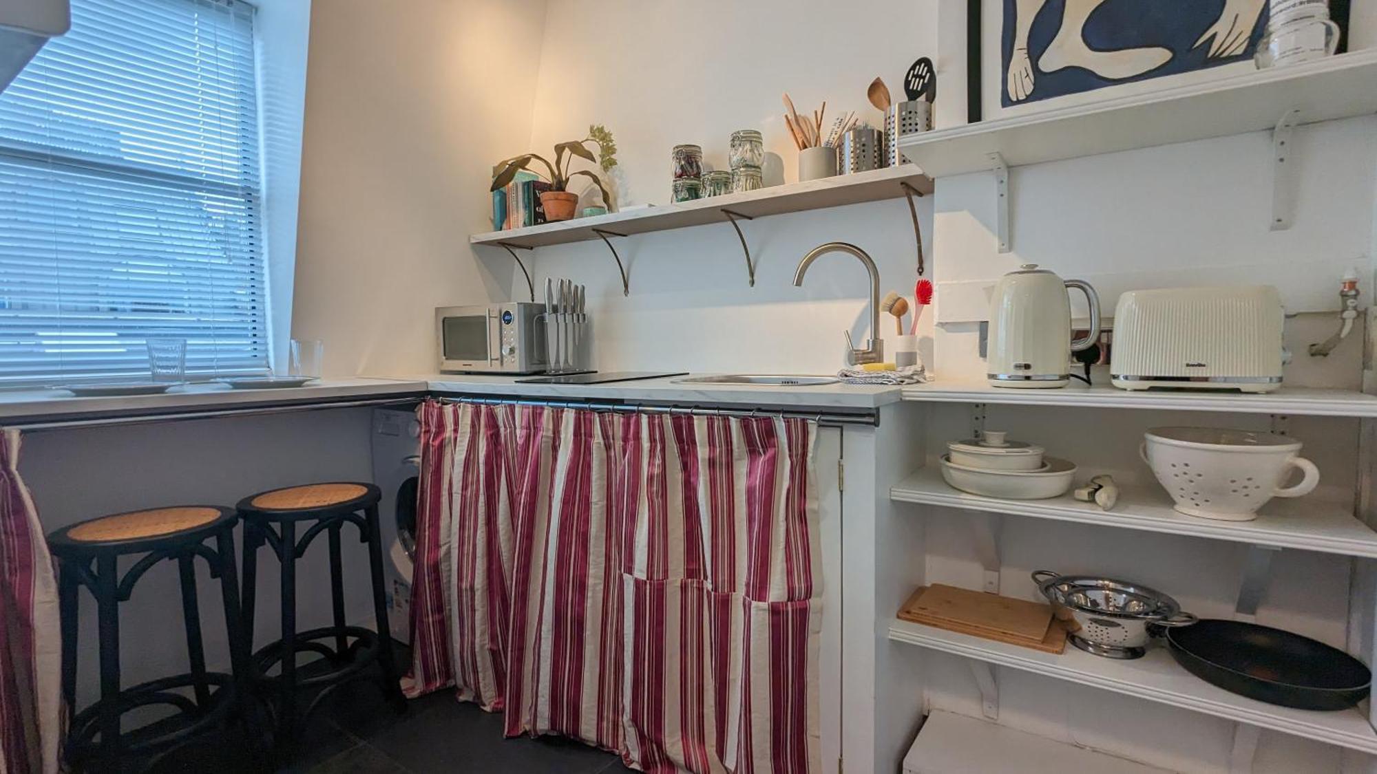 Charming & Quaint Old Compton Apartamento - Quiet Guests Only Allowed, No Parties Allowed, Over 25 Years Old Or Families 伦敦 外观 照片